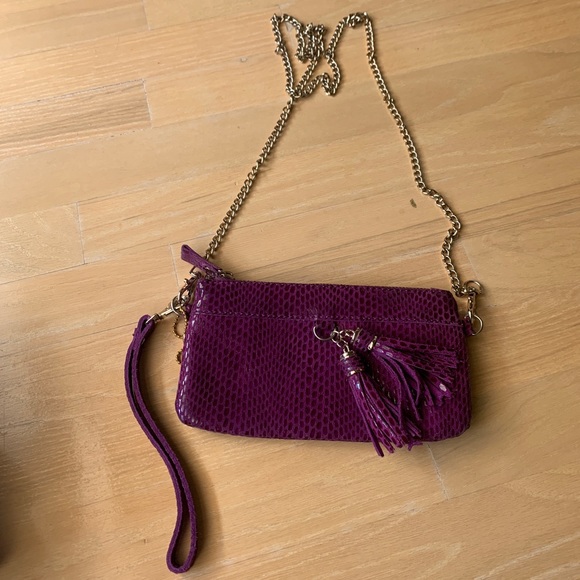 Purple texture clutch, crossbody - Picture 1 of 3